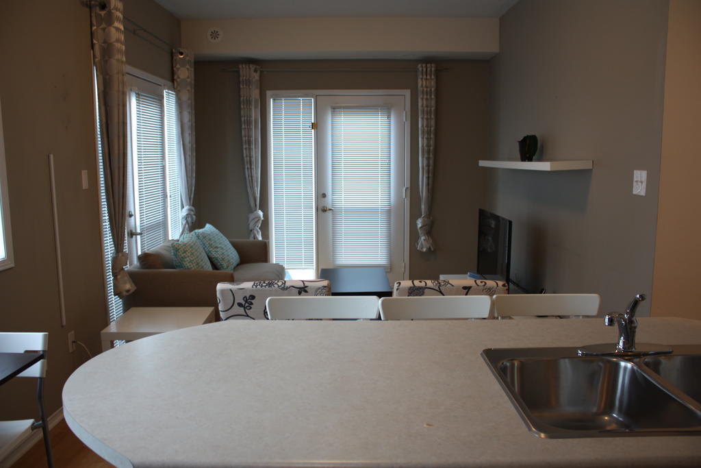 Accurate Plus Furnished Apartment- Brickstone Mews Mississauga Rum bild